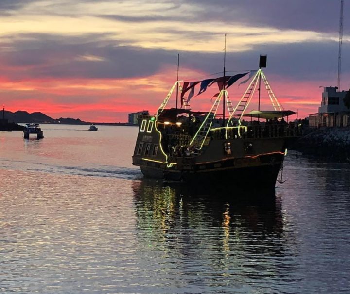 bahamas pirate ship booze cruise